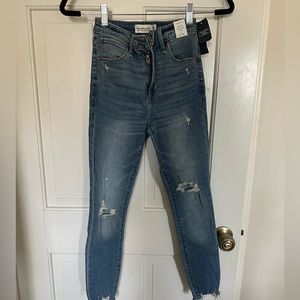 *NWT* ABERCROMBIE JEANS